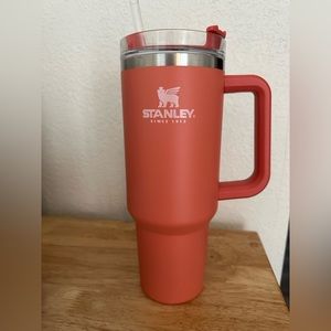 Stanley 40 oz cup in grapefruit